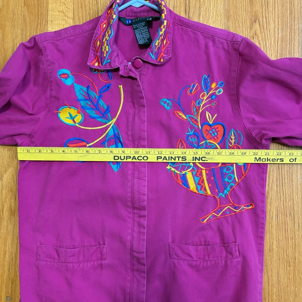 Vintage Embroidered Jacket from 1993 - Picture 8 of 10